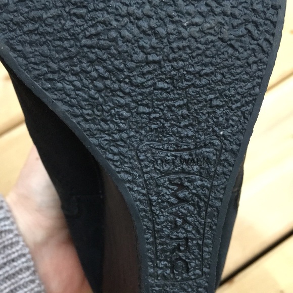 MARC Softwalk leather booties. - Picture 8 of 8